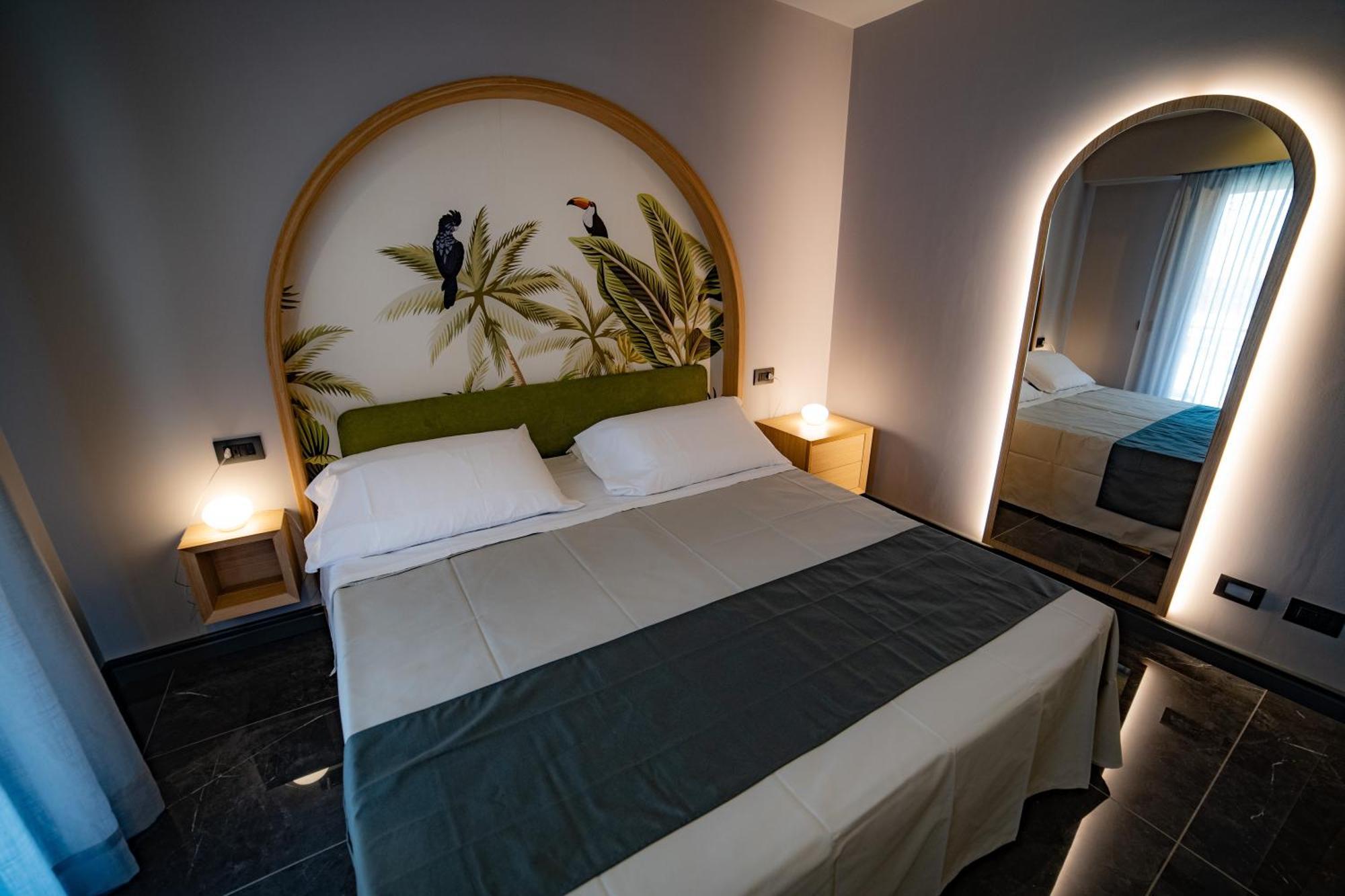 Ingrid Rooms Tropea Bagian luar foto