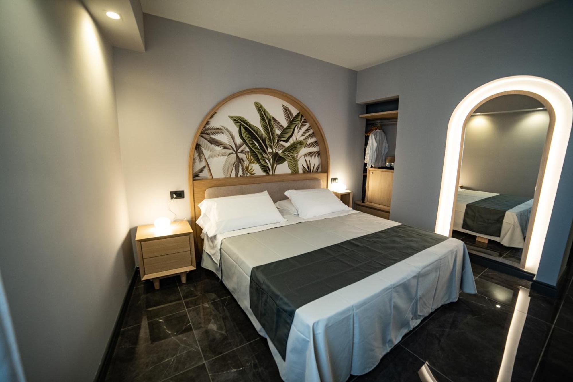 Ingrid Rooms Tropea Bagian luar foto