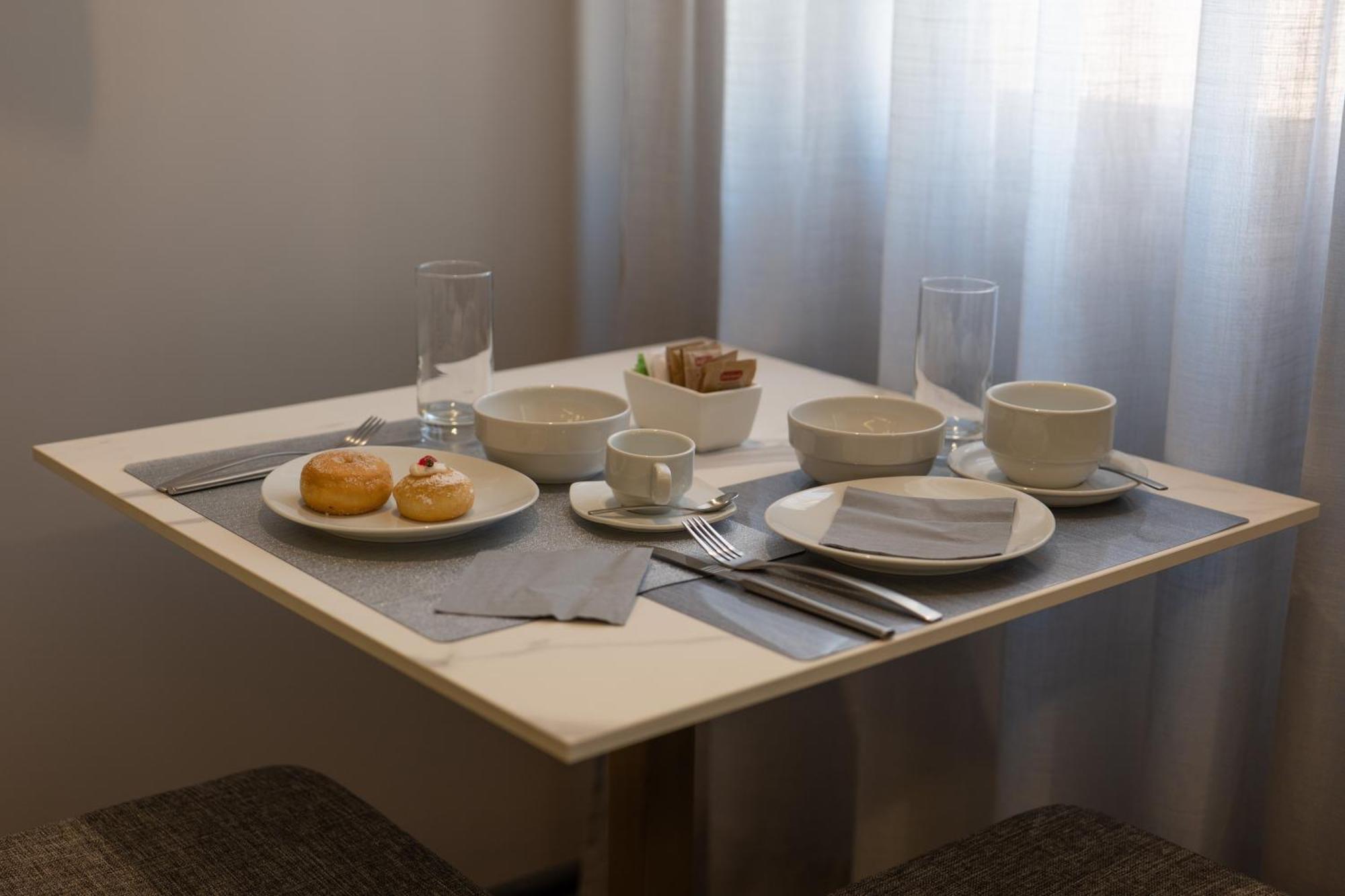 Ingrid Rooms Tropea Bagian luar foto