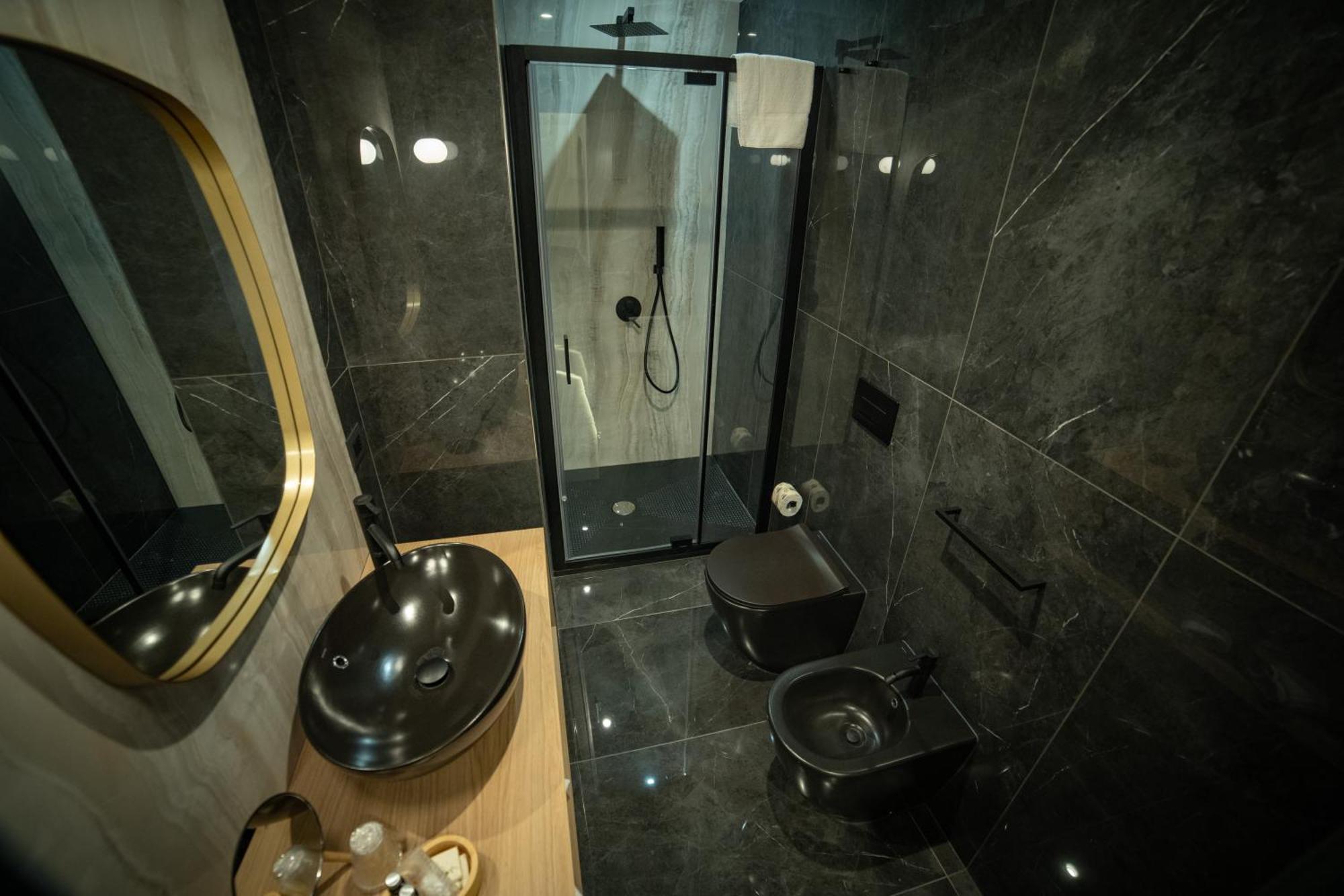 Ingrid Rooms Tropea Bagian luar foto